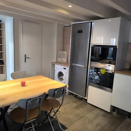 Apartment Ville/vieille Climatise Au Calme